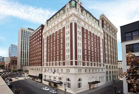 The Benson Portland, Curio Collection by Hilton