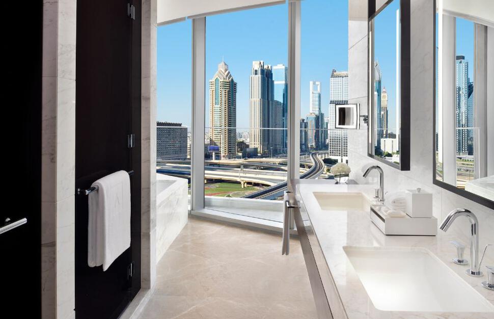 Junior Suite bathroom