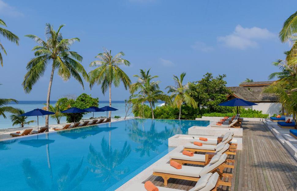 Sunset Pool Bar
