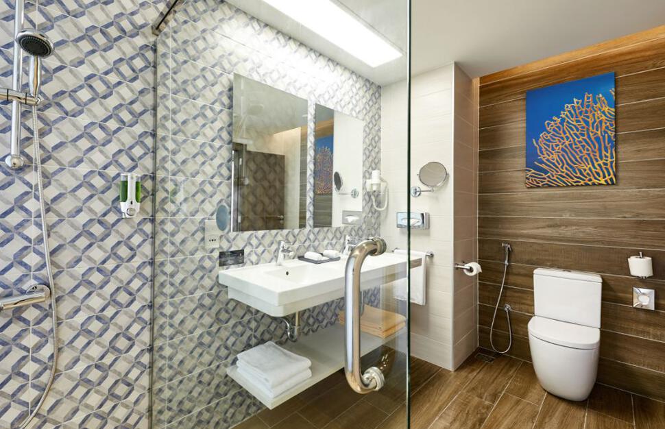 Double room with direct beach access