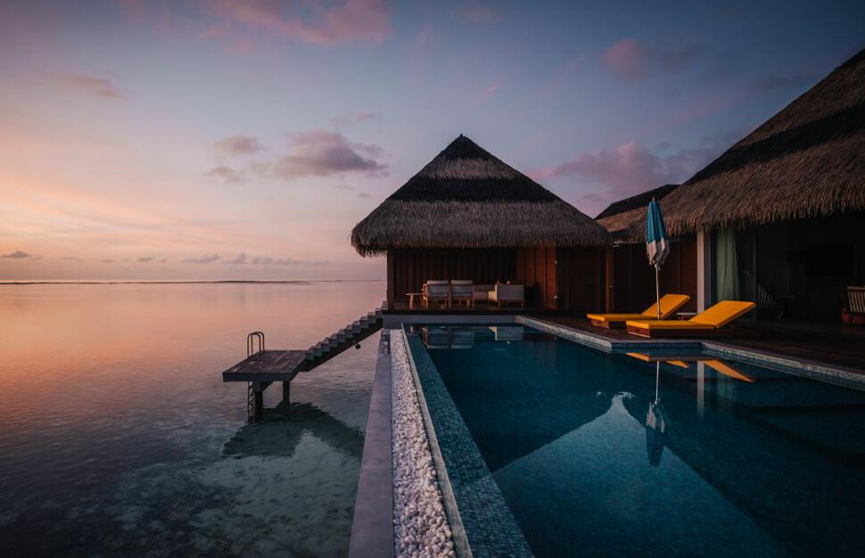 Sunset Ocean Pool Villa