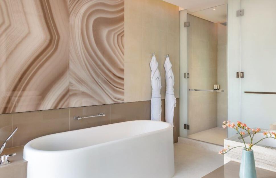 Deluxe Marina View Room