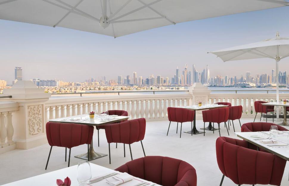 Club Lounge