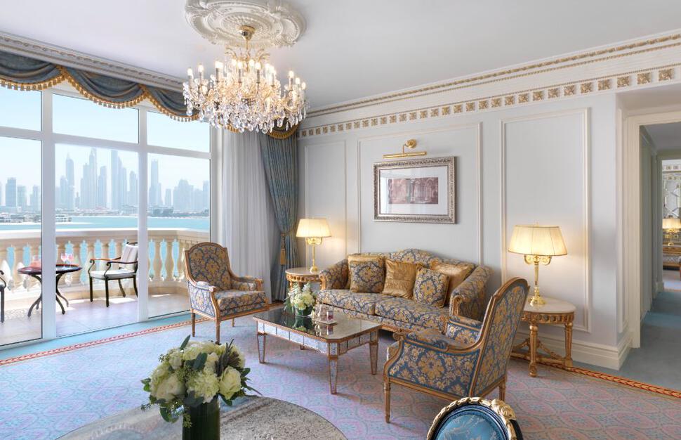 Signature Palm Suite