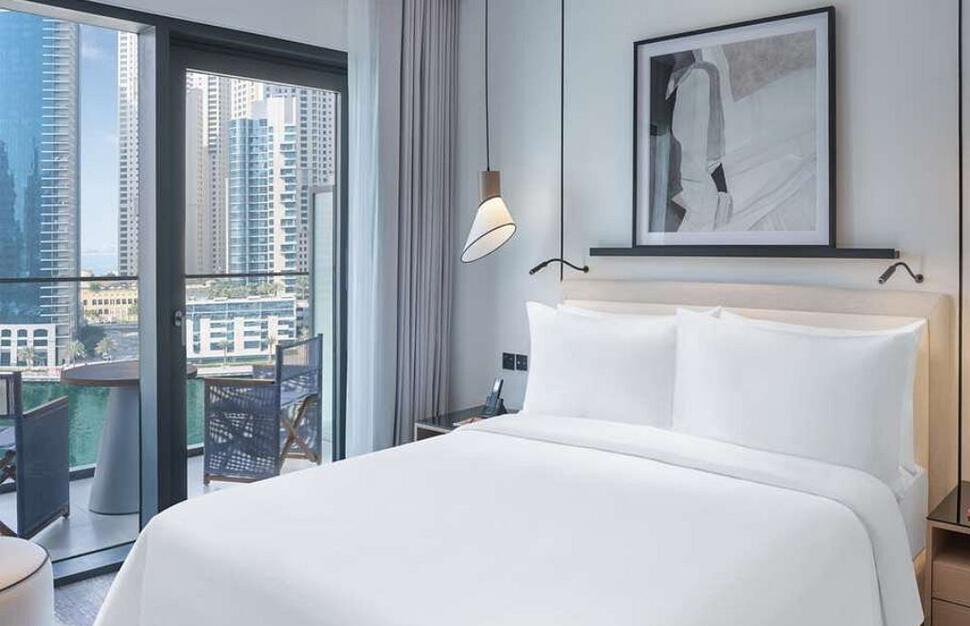 Deluxe Marina View King