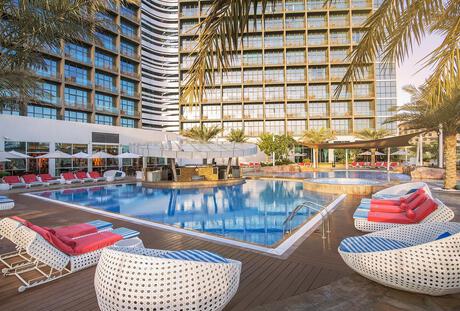 Yas Plaza Marina