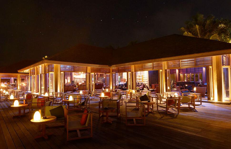 O Bar Deck