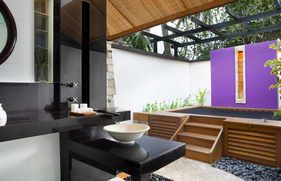 Beachfront Rainmist Villa