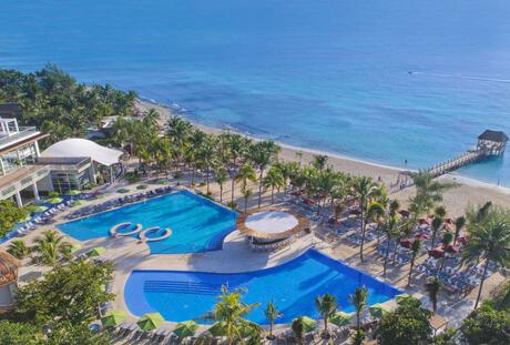 Essence at the Fives Beach